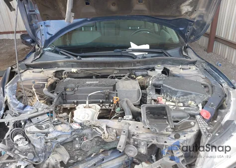 2016 Honda Accord Lx z USA, uszkodzony, nr VIN 1HGCR2F38GA143784